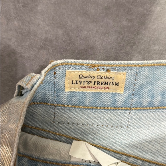 Levi’s 501 90s Gold Metallic Painted Jeans - Picture 5 of 9